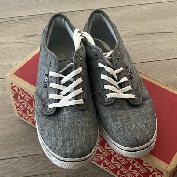 Dark grey authentic vans